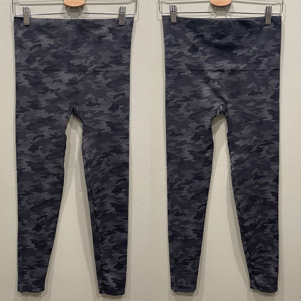 Spanx Black Camouflage Print Leggings - Size: Large